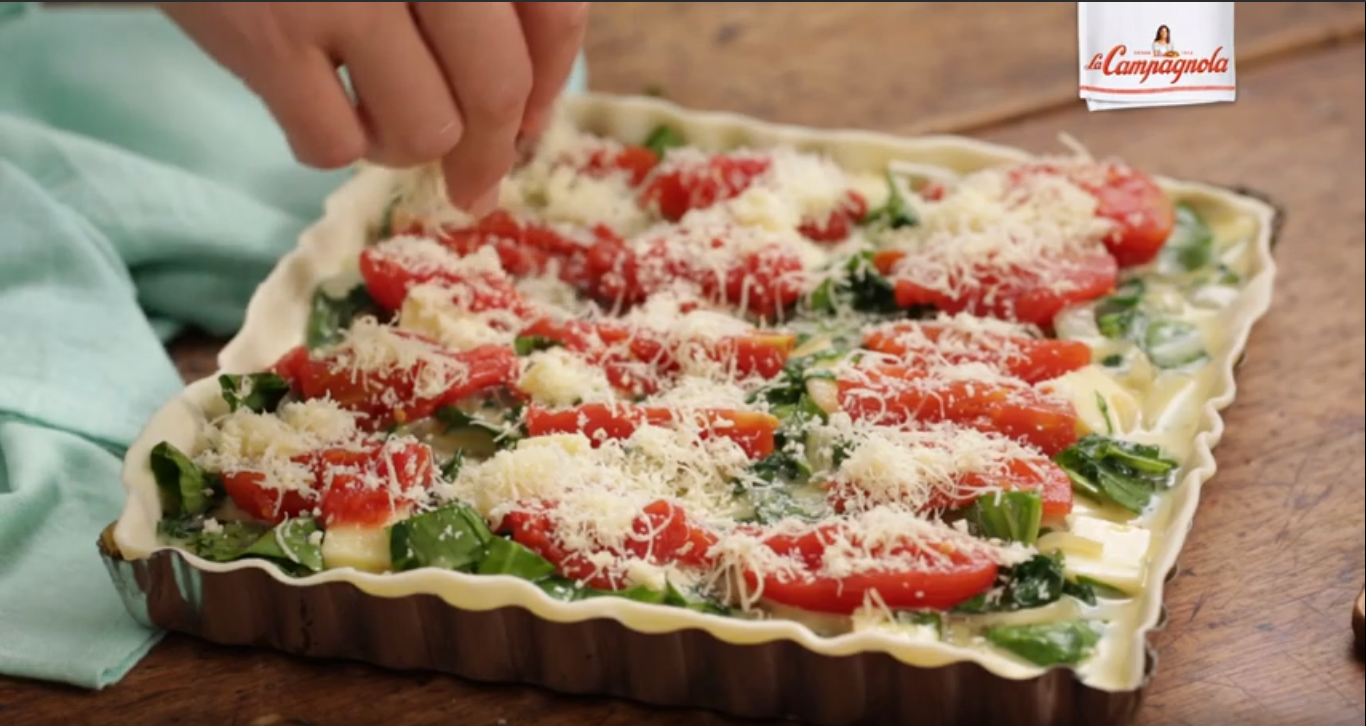 Tarta cremosa de espinacas y tomates perita